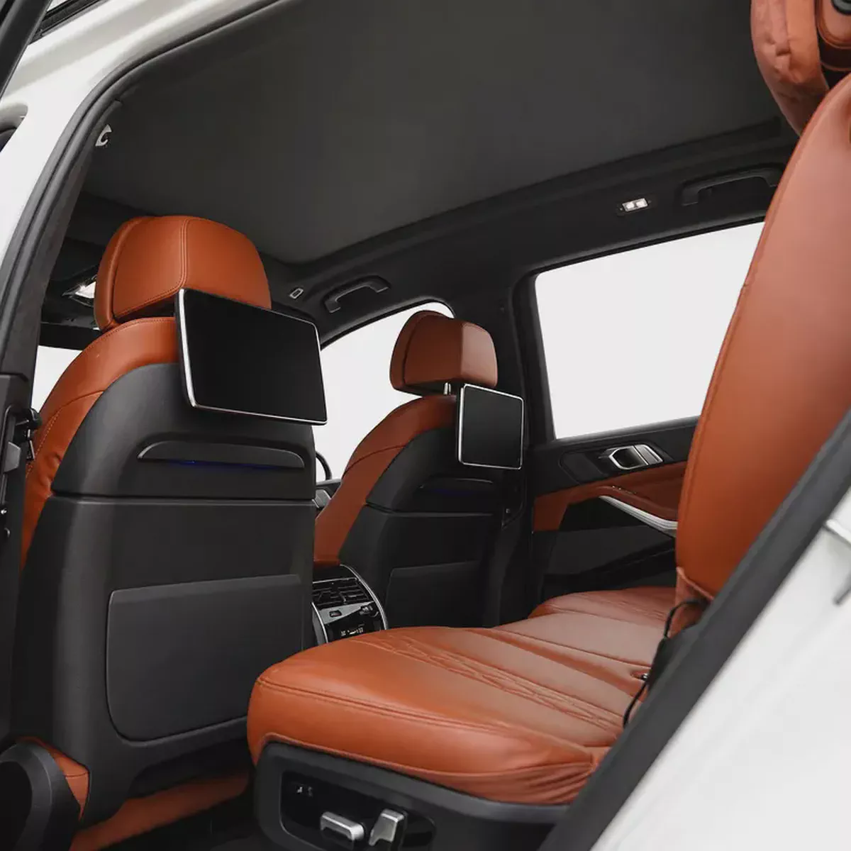 AED 5,557 P.M • 0% Downpayment • BMW X7 M50i • 1 Year Warranty-10-10