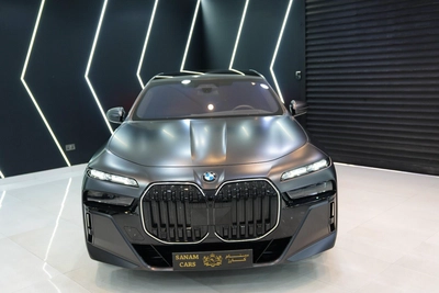 BMW 740i M Sport 2026-1