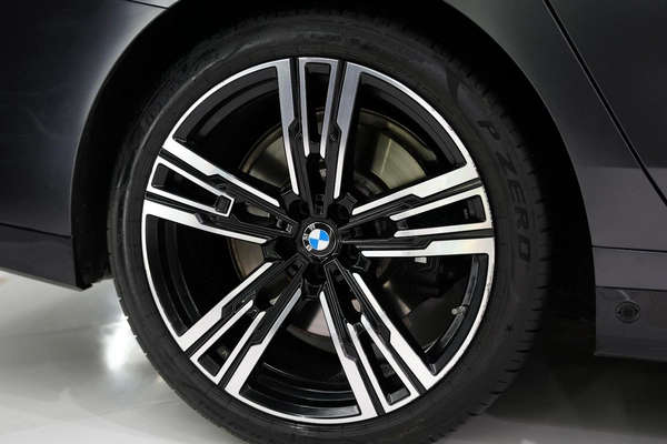 BMW 740i M Sport 2026
