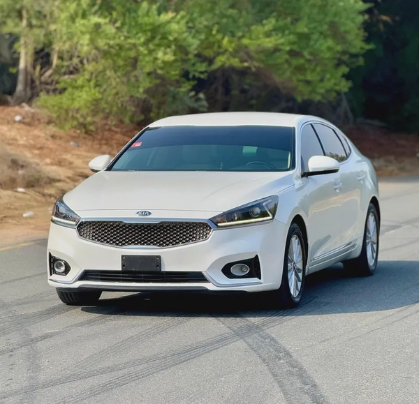 كيا كادينزا خليجي  بحالة الوكالة 2019 Kia Cadenza LX - GCC Specs