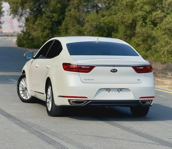 كيا كادينزا خليجي  بحالة الوكالة 2019 Kia Cadenza LX - GCC Specs