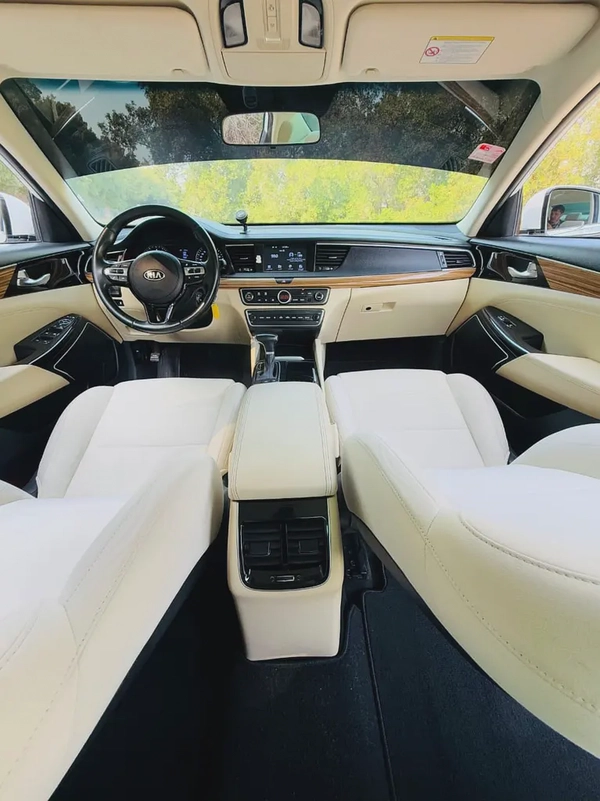 كيا كادينزا خليجي  بحالة الوكالة 2019 Kia Cadenza LX - GCC Specs
