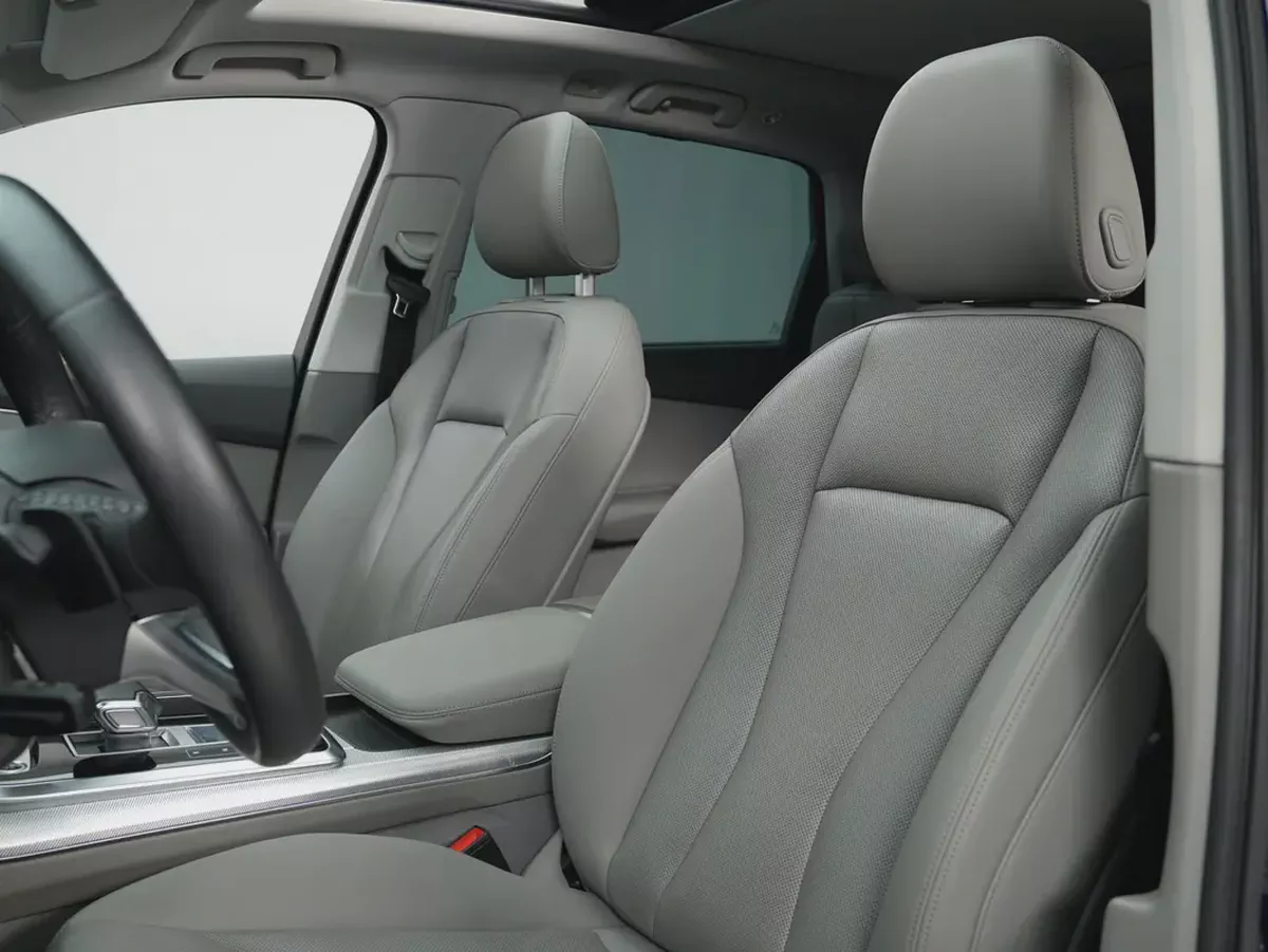 GCC Specs Audi Q7 2024 | Low Mileage-9-9