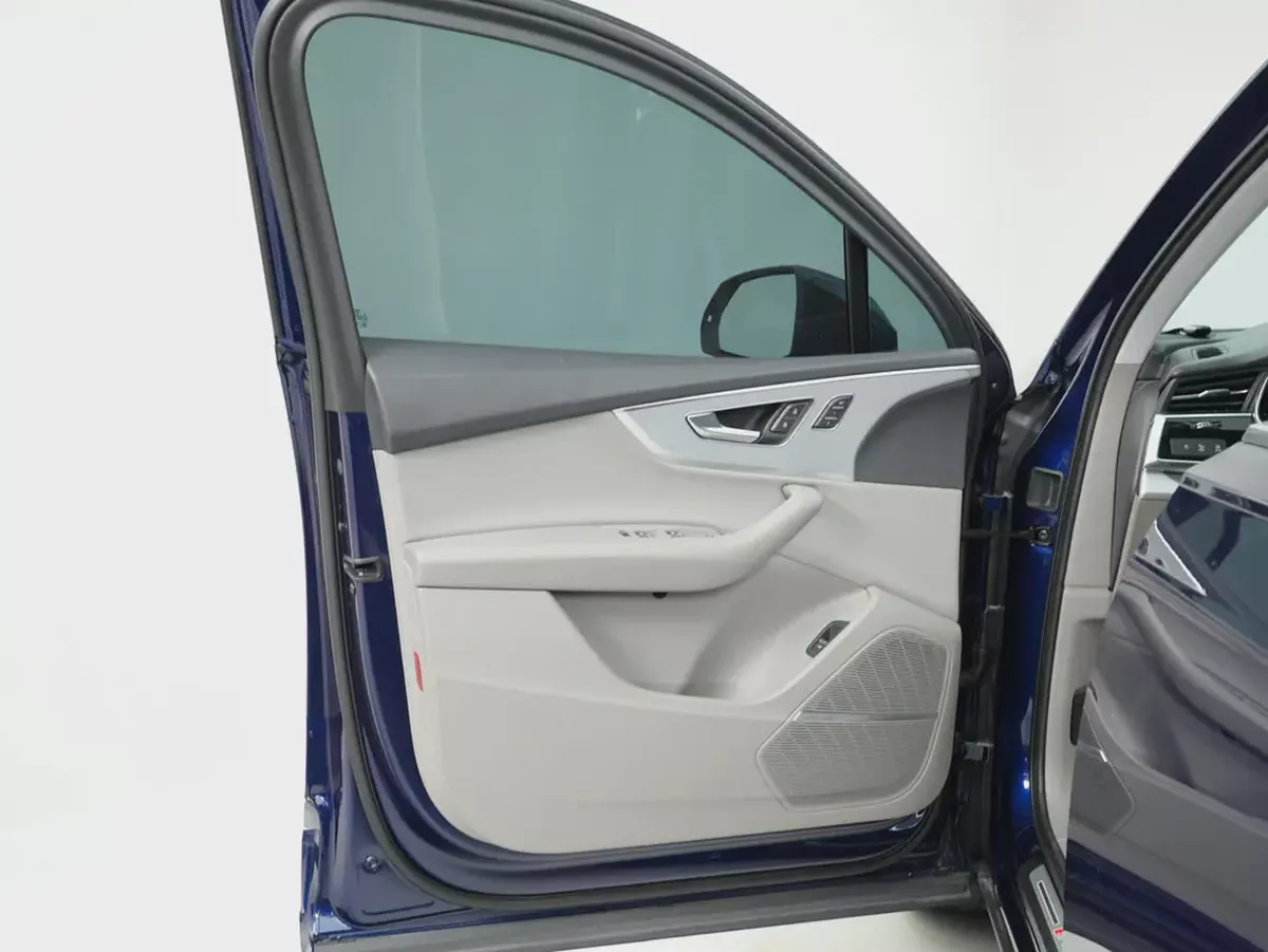 GCC Specs Audi Q7 2024 | Low Mileage-12-12