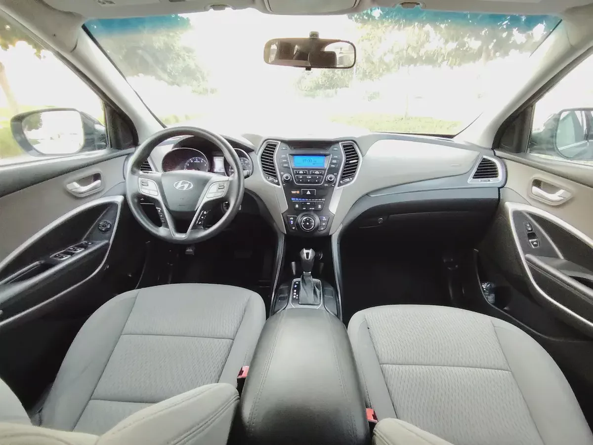 Hyundai Santafe 2016 US Specs Premium Condition With Low KM Perfect daily Use Car-11-11