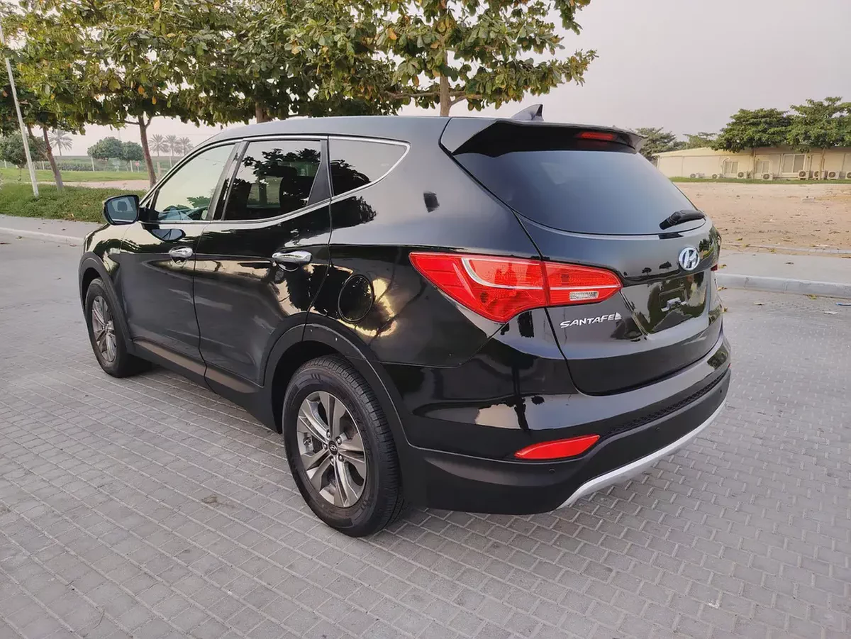 Hyundai Santafe 2016 US Specs Premium Condition With Low KM Perfect daily Use Car-14-14