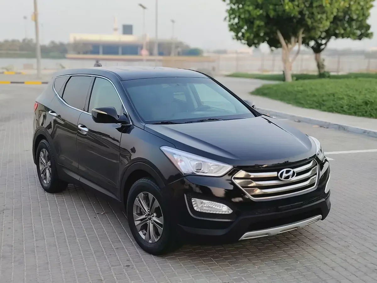Hyundai Santafe 2016 US Specs Premium Condition With Low KM Perfect daily Use Car