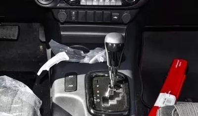 Toyota Hilux Adventure 4.0L-11