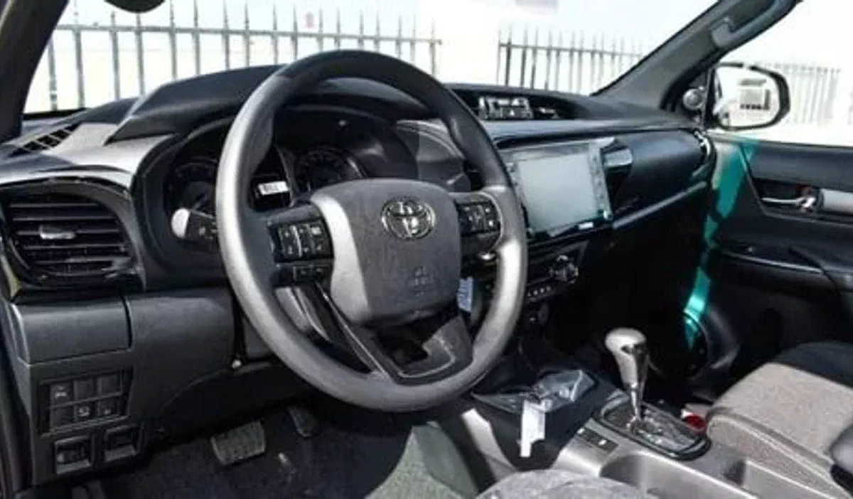 Toyota Hilux Adventure 4.0L-6-0