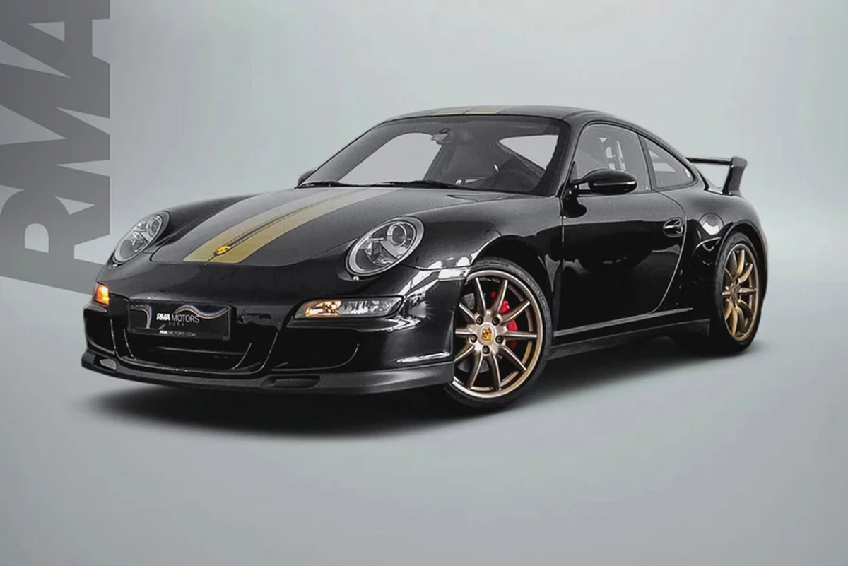 CASH ONLY: 259,000 AED | 2007 Porsche 911 Carrera 4 S Manual / Half Cage
