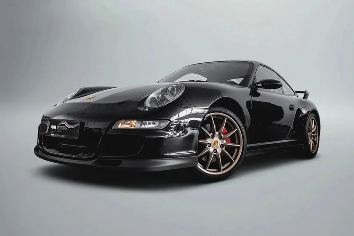 CASH ONLY: 259,000 AED | 2007 Porsche 911 Carrera 4 S Manual / Half Cage-4-4