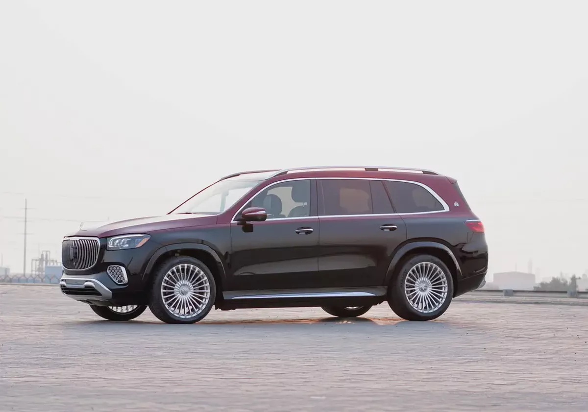 2025 Mercedes-Benz GLS 450 WITH BAYBACH KIT 4MATIC  | Luxury 7-Seater | American Specs