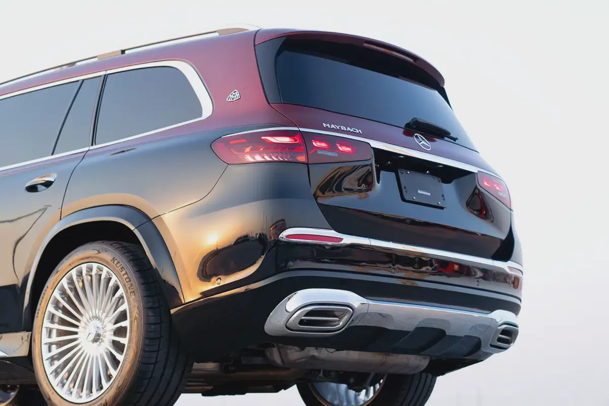 2025 Mercedes-Benz GLS 450 WITH BAYBACH KIT 4MATIC  | Luxury 7-Seater | American Specs-4-4