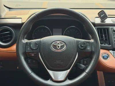 Toyota RAV4 VXR 2018 | GCC Specs | Full Option | Excellent Condition-15