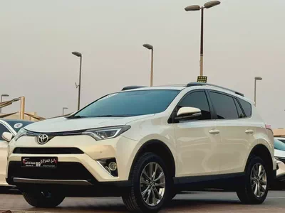 Toyota RAV4 VXR 2018 | GCC Specs | Full Option | Excellent Condition-1