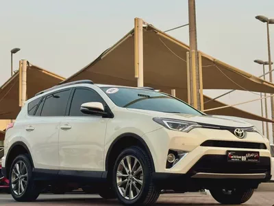 Toyota RAV4 VXR 2018 | GCC Specs | Full Option | Excellent Condition-2