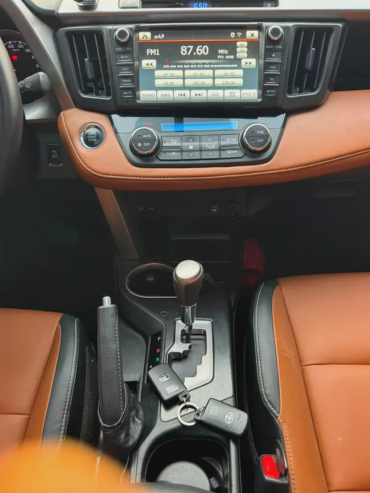 Toyota RAV4 VXR 2018 | GCC Specs | Full Option | Excellent Condition-9-9