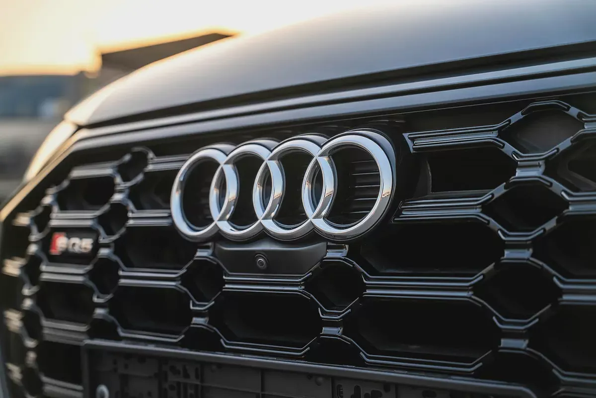 Audi SQ5 Quattro 2024 Agency Warranty Full Service History 3.0L Turbo V6 Low Mileage GCC-1-1