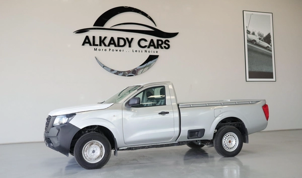 NISSAN NAVARA 2.5 PETROL XE 4X2 MT SC PLUS