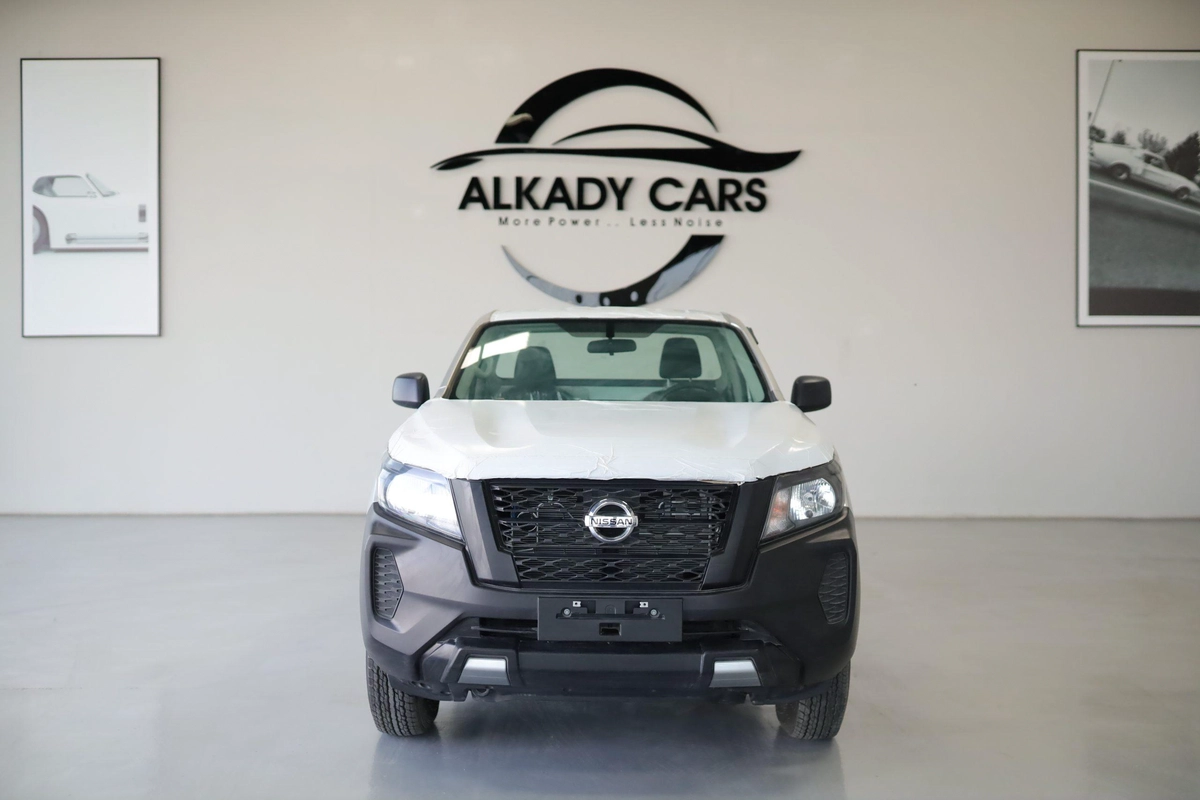 NISSAN NAVARA 2.5 PETROL XE 4X2 MT SC PLUS-14-14