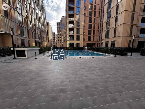 Luxurious brand new fully furnished one bedroom available with all facilities