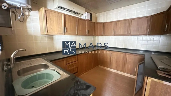 Spacious 8BHK Villa for Rent | 13000 Sqft | Prime Location in Al Khazamia, Sharjah
