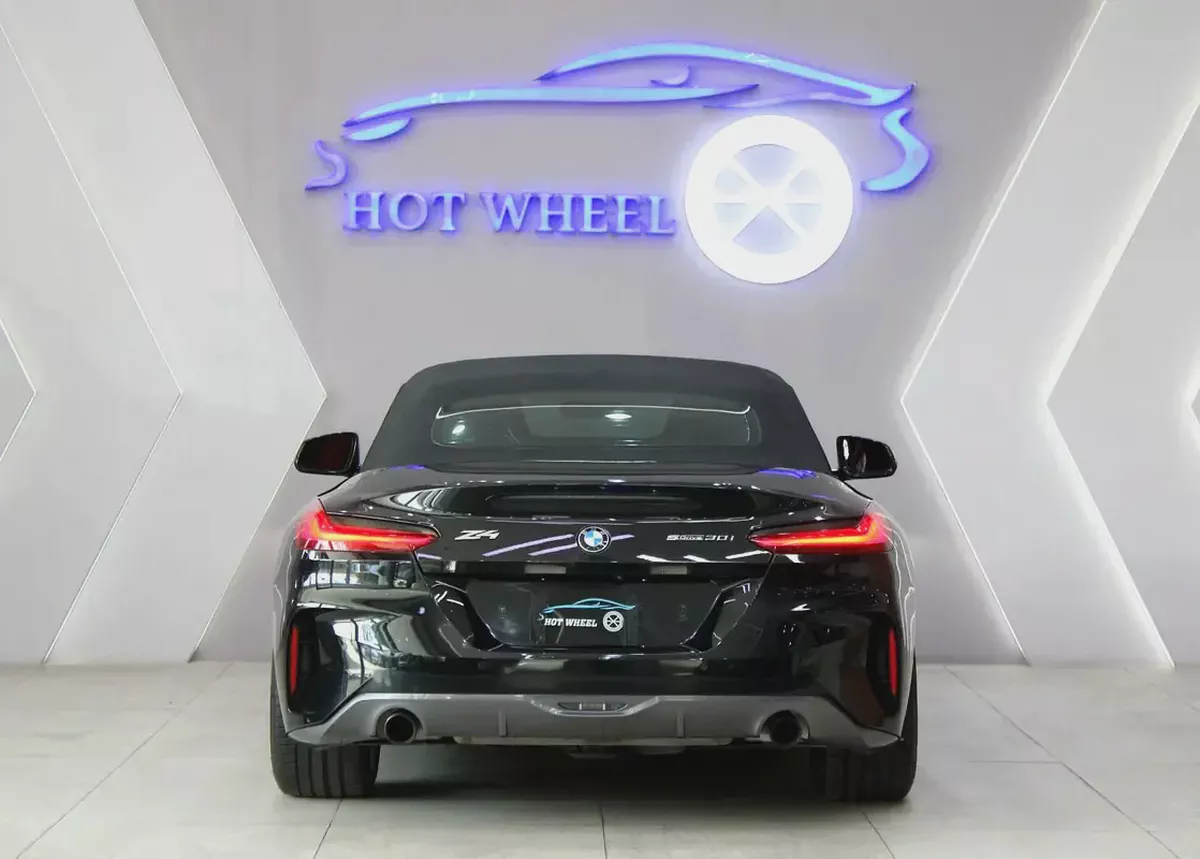 BMW Z4 2022 for 125,000.00 AED-11-11