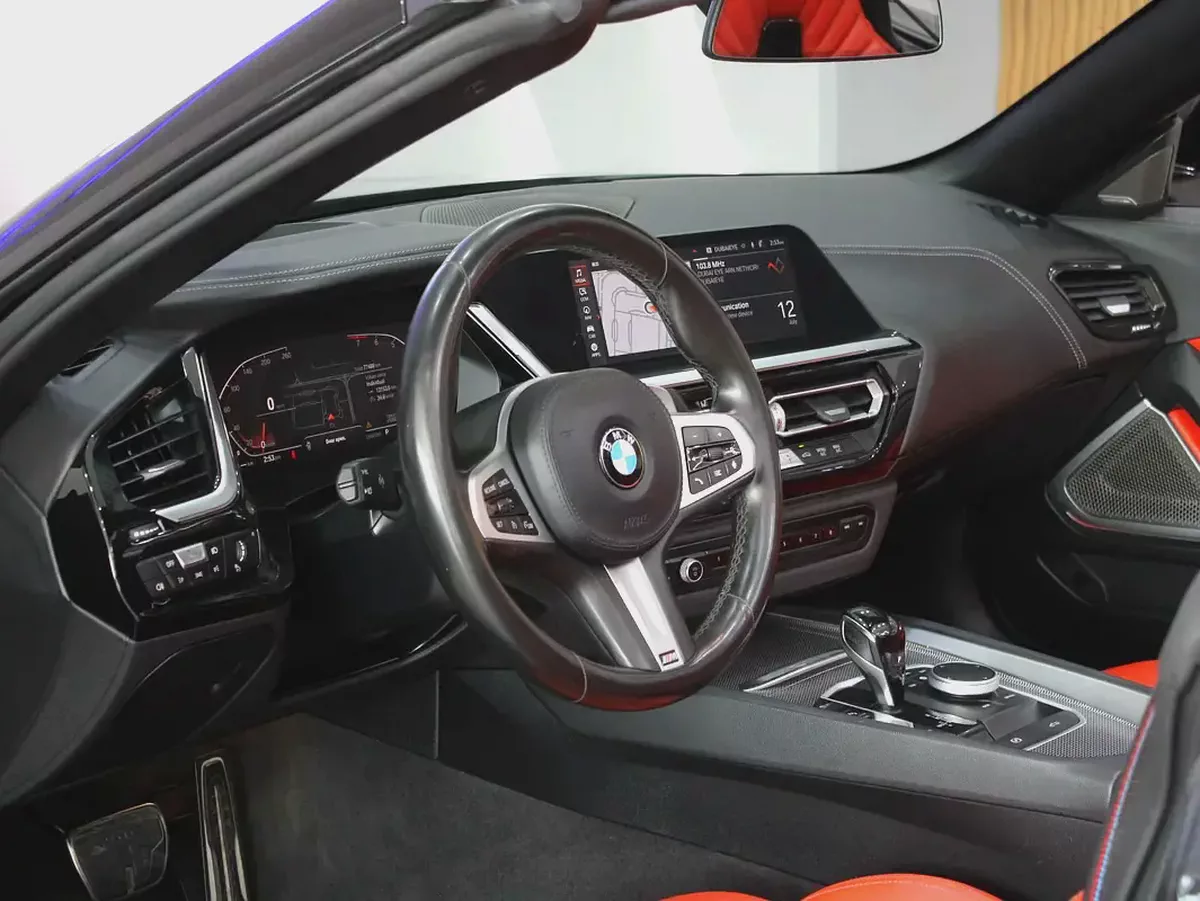 BMW Z4 2022 for 125,000.00 AED-13-13