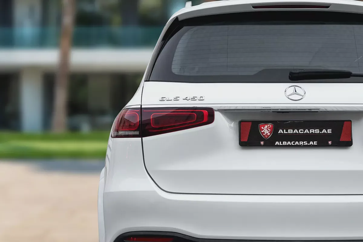 4,015 P.M |  GLS 450 AMG | 0% Downpayment | LOW KM | UNDER WARRANTY-5-5