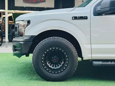 فورد F-150 SuperCrew 4×4 موديل 2019 خليجي | V8 5.0L | شاشة كبيرة-6