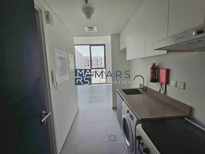Luxury Studio available for rent-7