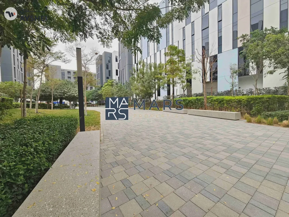 Luxury Studio available for rent-10-10