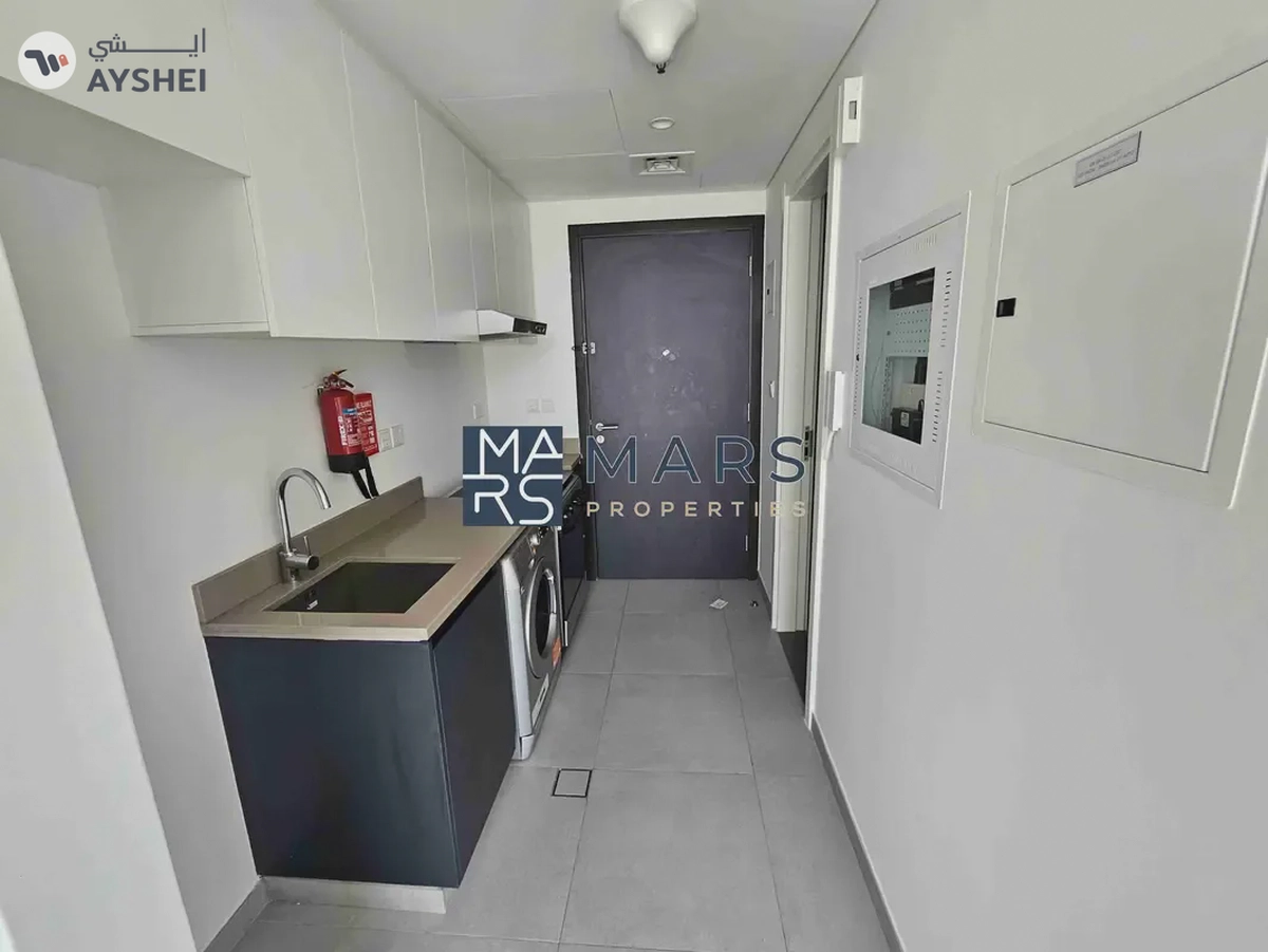 Luxury Studio available for rent-3-3