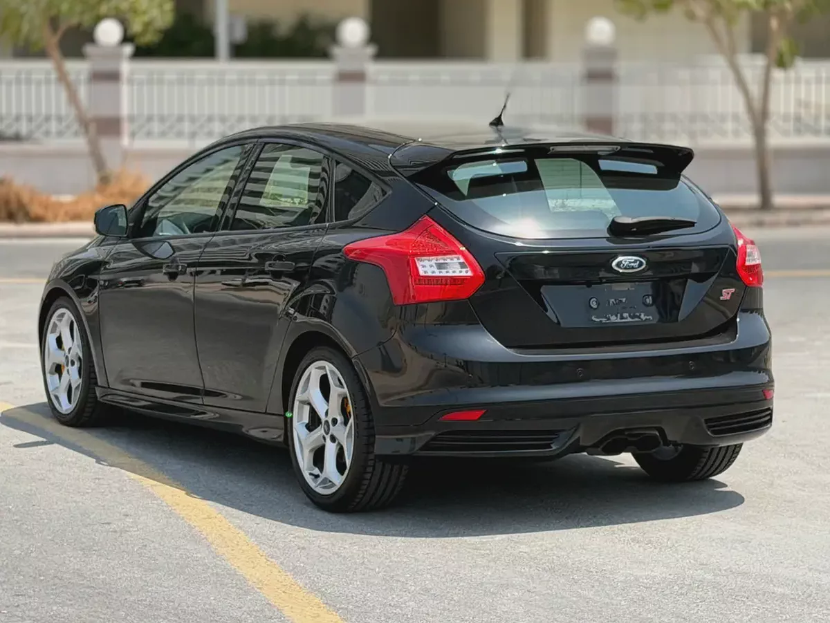 Lowest in Market | 2014 Ford Focus ST | GCC Specs-12-12