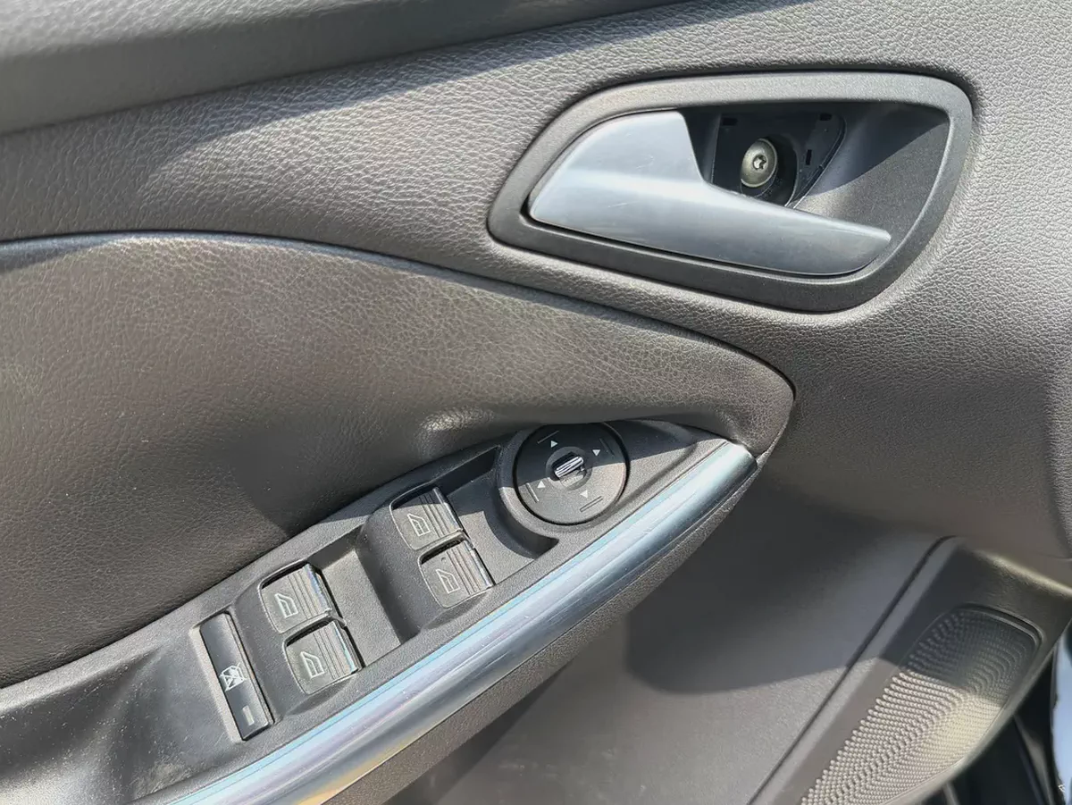 Lowest in Market | 2014 Ford Focus ST | GCC Specs-15-15