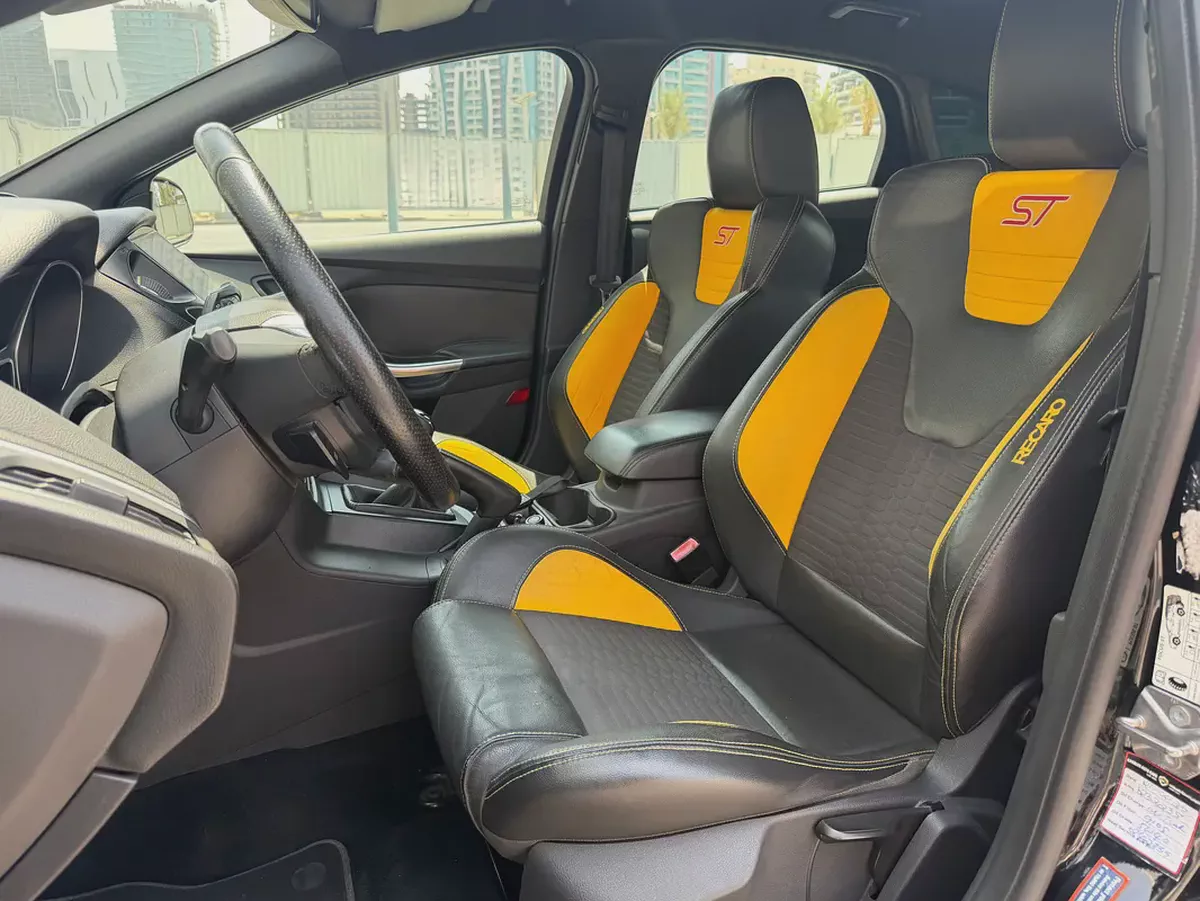 Lowest in Market | 2014 Ford Focus ST | GCC Specs-7-7