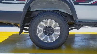 Toyota Land Cruiser 70 Series Hardtoop 5 doors deisel 2.8 76 LX 2026 GCC Specs-4
