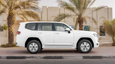 2026 Toyota Land Cruiser GXR 3.5L AT Petrol (Basic)-13