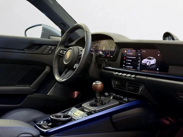 EXTENDED AGENCY WARRANTY | AED 9,580 P.M | 0% DOWN PAYMENT | PORSCHE 911 CARRERA T | 3.0L MANUAL |