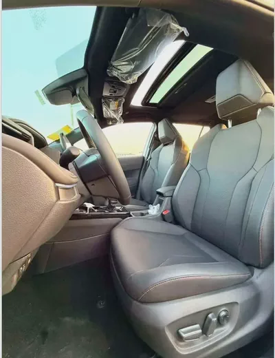 2026 / Toyota Frontlander Luxury / 2.0L / Hybrid / Chinese Specs-9