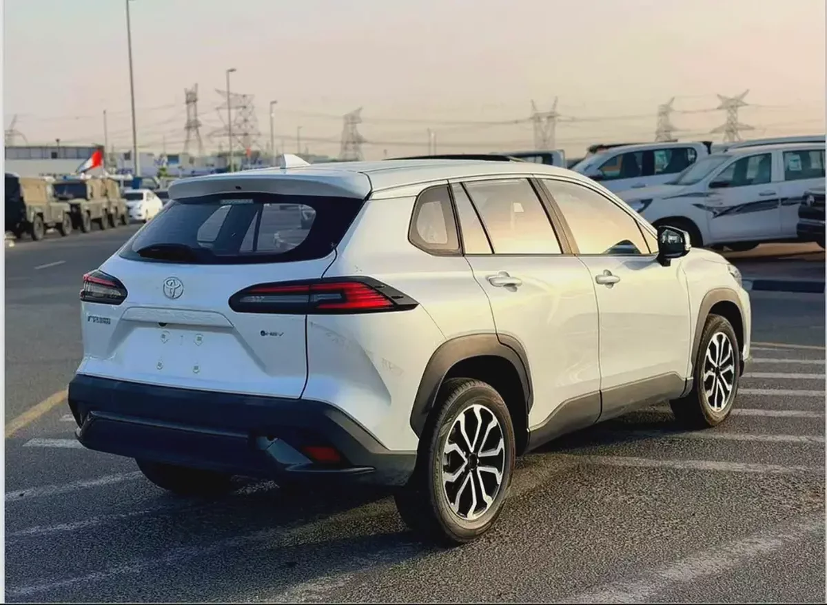 2026 / Toyota Frontlander Luxury / 2.0L / Hybrid / Chinese Specs-4-4