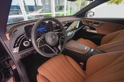 Mercedes-Benz E-Class E 300 2025 - Brand New -Under Warranty-7