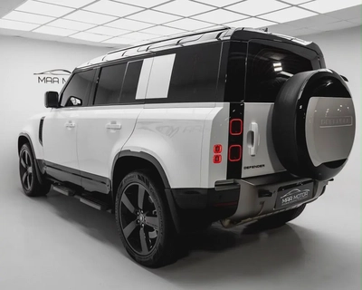 2025 Land Rover Defender 110 HSE | GCC Specs | Brand New-5