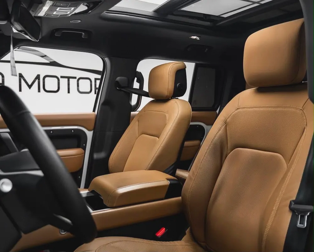 2025 Land Rover Defender 110 HSE | GCC Specs | Brand New-8-8
