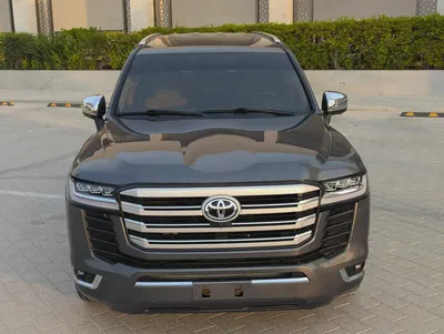 Toyota Land Cruiser GXR 2015 Facelifted 2025 With Interior and Exterior V6 4.0L Full Option-2