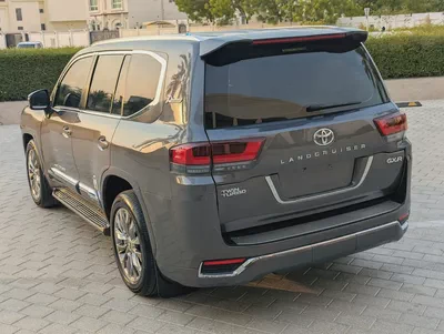 Toyota Land Cruiser GXR 2015 Facelifted 2025 With Interior and Exterior V6 4.0L Full Option-3