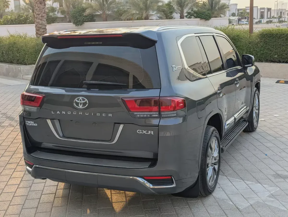Toyota Land Cruiser GXR 2015 Facelifted 2025 With Interior and Exterior V6 4.0L Full Option-4-4