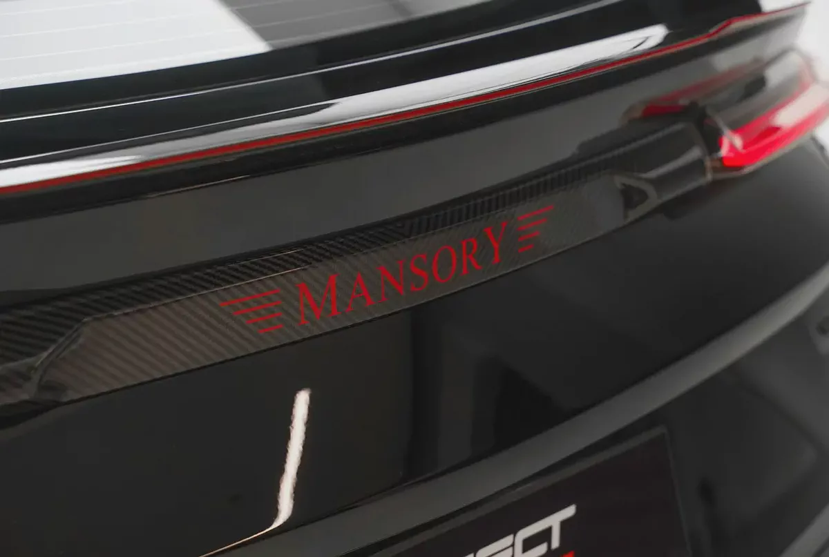 Lamborghini Urus Mansory Edition 2021 | GCC Specs | Carbon Fiber Kit-14-14