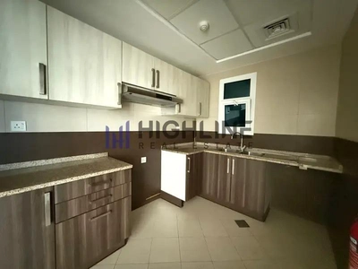 Bright & Spacious | Ready To Move | Close Kitchen-10