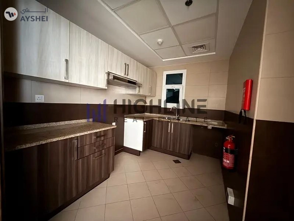 Bright & Spacious | Ready To Move | Close Kitchen